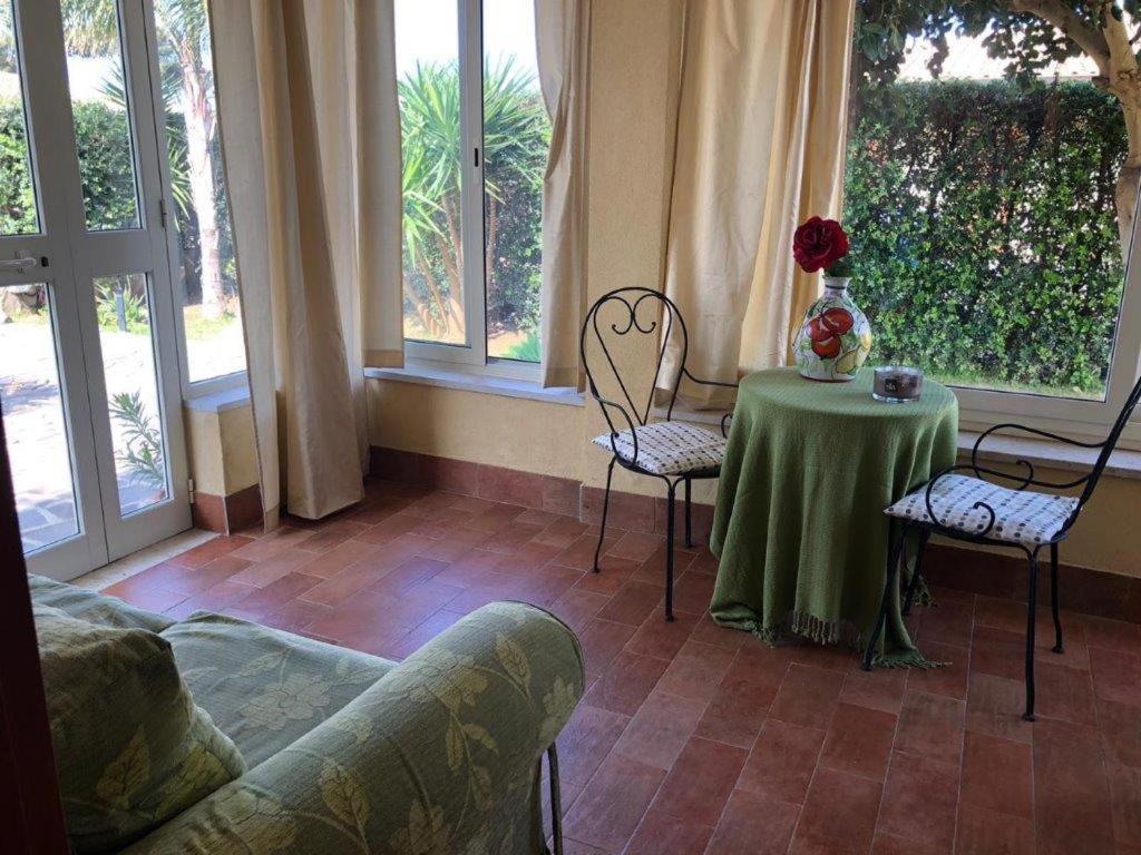 Villa Cavalluccio Marino Con Piscina Idromassaggio Carini Exterior foto